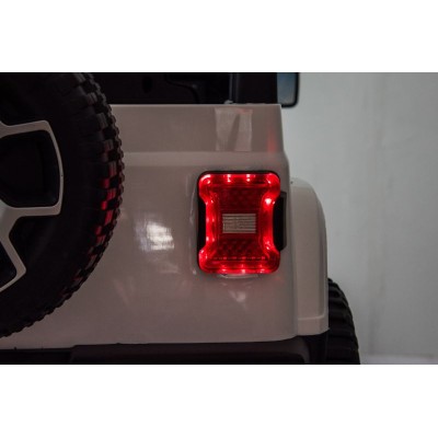 JEEP WRANGLER RUBICON  MIĘKKIE KOŁA, MIĘKKIE SIEDZENIE, 4x4 PEŁNA OPCJA/DK-JWR555