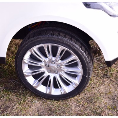 RANGE ROVER -  MIĘKKIE KOŁA, MIĘKKIE SIEDZENIE, DŹWIĘK SPORTOWY SILNIKA, PEŁNA OPCJA/DK-RR999