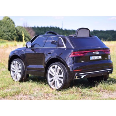 ORYGINALNE AUDI Q8 W NAJLEPSZEJ OPCJI, MIĘKKIE KOŁA, MIĘKKIE SIEDZENIE/JJ2066