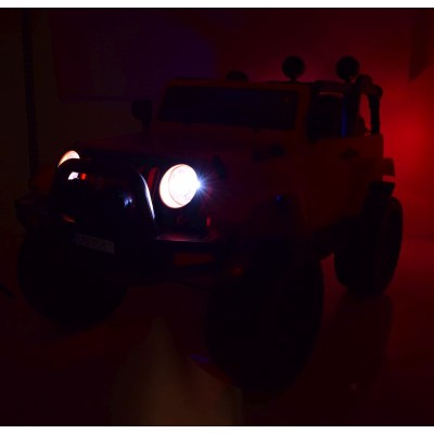 MEGA JEEP 4X4, MIĘKKIE KOŁA, MIĘKKIE SIEDZENIE,  FUNKCJA BUJANIA SUPER HIT/LT828