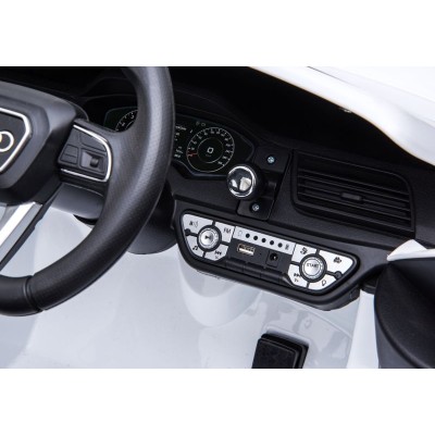 AUDI Q5 , MIĘKKIE KOŁA, MIĘKKIE SIEDZENIE, RADIO FM, BLUETOOTH - PEŁNA OPCJA/S305