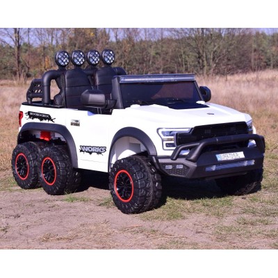MEGA JEEP  WORKS SIX 4X4, 2 X 12V  MĘKKIE KOŁA, MIĘKKIE SIEDZENIE/JC003