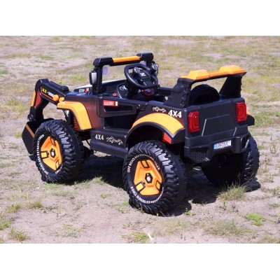 WIELKI JEEP, KOPARKA NA AKUMULATOR 4X4 Z PILOTEM/XZ-1158