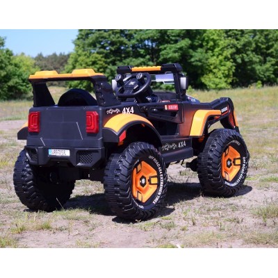 WIELKI JEEP, KOPARKA NA AKUMULATOR 4X4 Z PILOTEM/XZ-1158