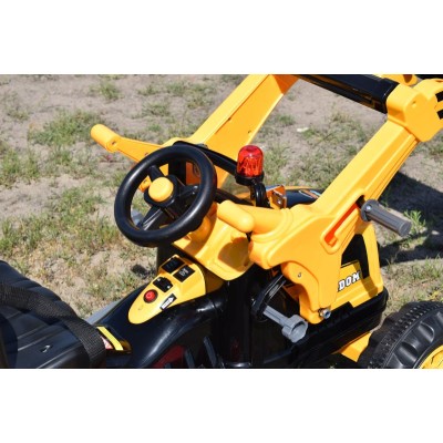 MOCNY TRAKTOR Z ŁYŻKĄ KINGDOM 12V  DWIE PRĘDKOŚCI/JS328A
