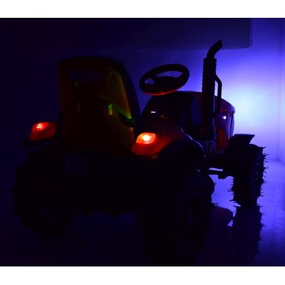 MEGA TRAKTOR Z CYSTERNĄ+POMPKA, KOŁA POMPOWANE, MIĘKKIE SIEDZENIE, PILOT, NOWOCZESNY PANEL, FUNKCJA BUJANIA/TT990S