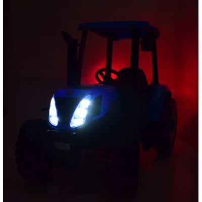 OLBRZYMI TRAKTOR NEW HOLLAND T7 NA AKUMULATOR Z PILOTEM 24 V, 400 W/A011-24