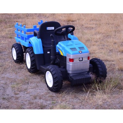 DUŻY TRAKTOR NA AKUMULATOR NEW HOLLAND 2 SILNIKI,  PILOT/A009-B
