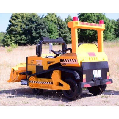 OLBRZYMI SPYCHACZ NA AKUMULATOR Z PILOTEM/ ABM-6188