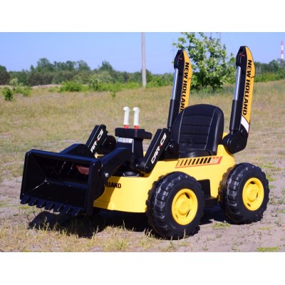 WIELKI SPYCHACZ  - LOADER NEW HOLLAND  NA AKUMULATOR, PILOT/XMX626